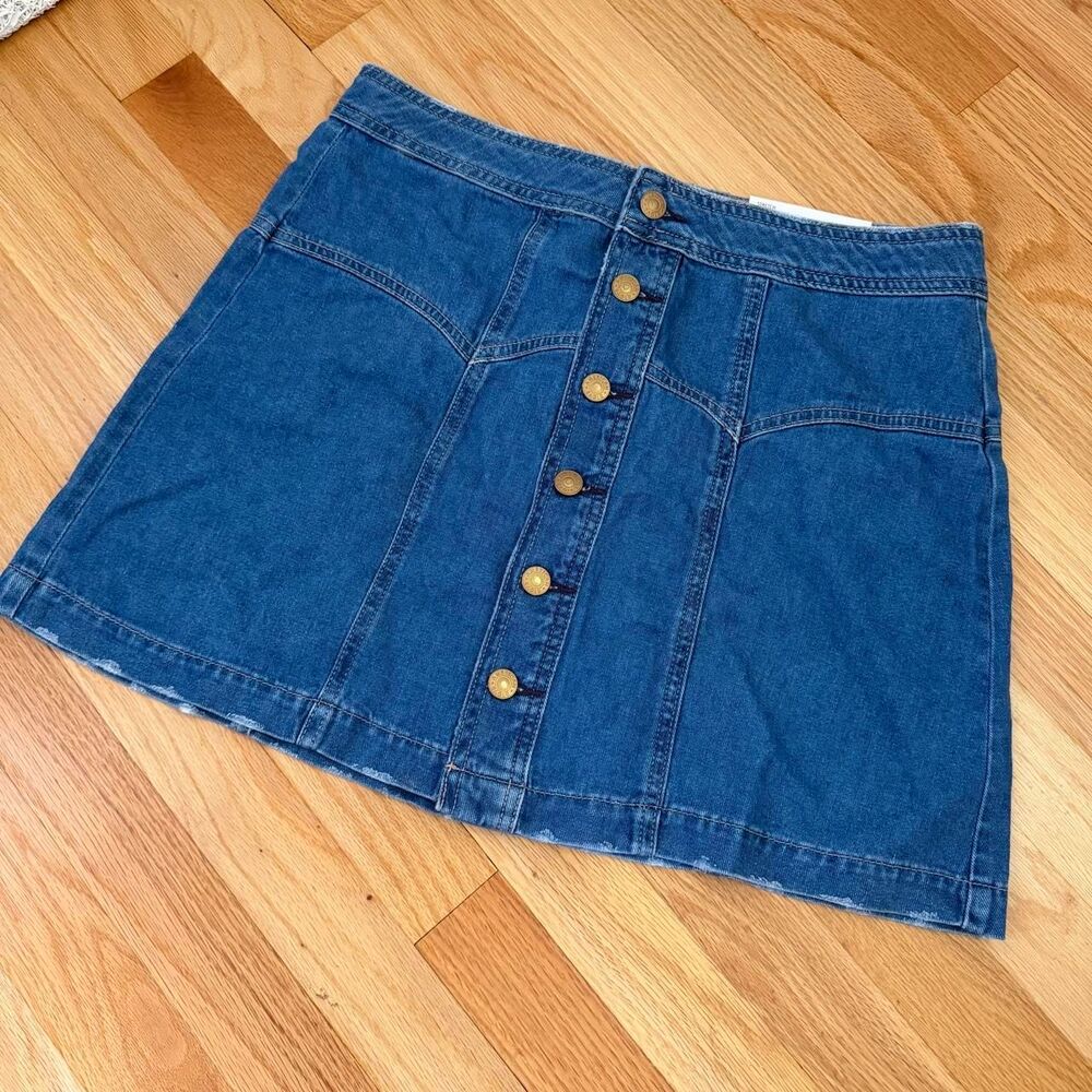 American Eagle Super High-Waisted A-Line Denim Mini Skirt size 10 NWT
